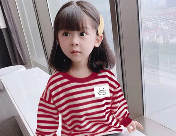 Casual παιδική μπλούζα με στρογγυλή λαιμόκοψη και μακριά μανίκια