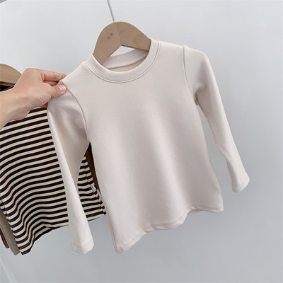 Ovaalse kaelusega ja pikkade varrukatega vabaaja lastepluus