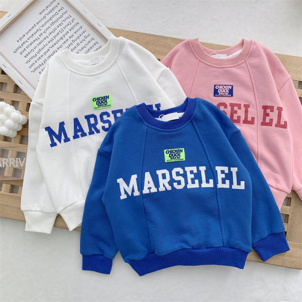 Bluză casual pentru fete cu decolteu oval