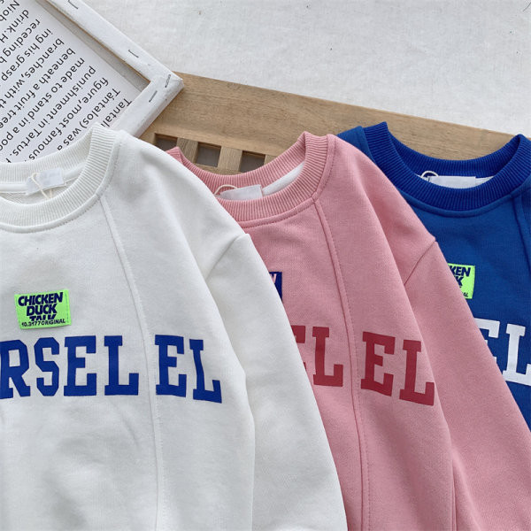 Bluză casual pentru fete cu decolteu oval