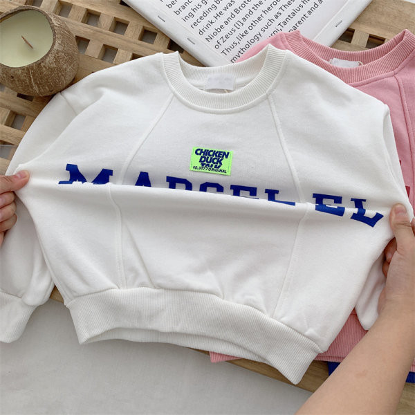 Bluză casual pentru fete cu decolteu oval