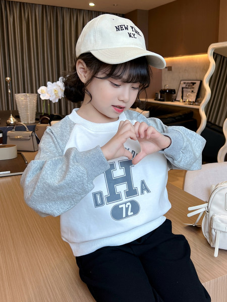 Παιδική casual εμπριμέ μπλούζα για κορίτσια