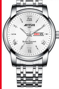 Hõbedase ja kuldse värviga naiste käekell