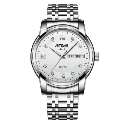 Hõbedase ja kuldse värviga naiste käekell