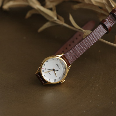 Ceas de dama cu curea din piele