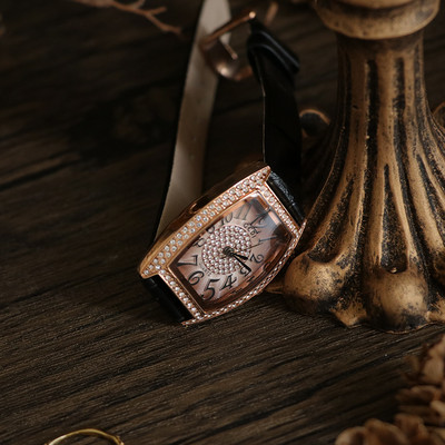 Γυναικείο ρολόι σε δύο χρώματα