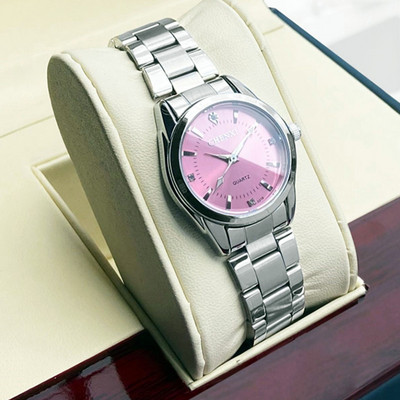 Hõbedast värvi naiste käekell