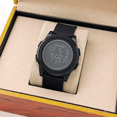 Naiste elektrooniline käekell musta värvi