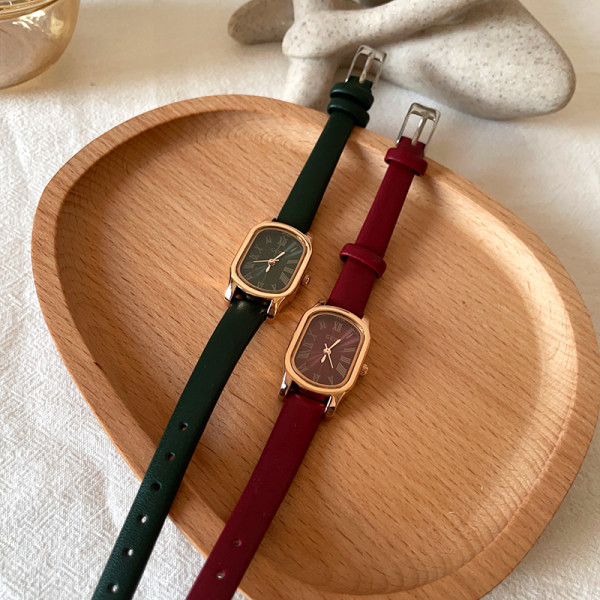 Ceas de dama cu curea din piele - in trei culori