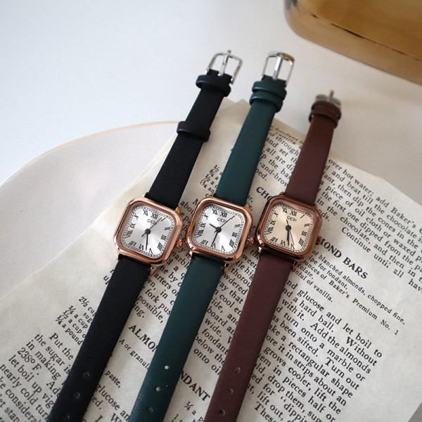 Letisztult modell női négyszögletes karóra öko bőrből