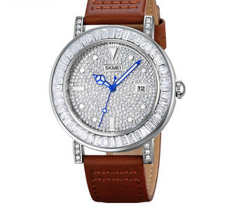 Ceas elegant de dama - cu pietre