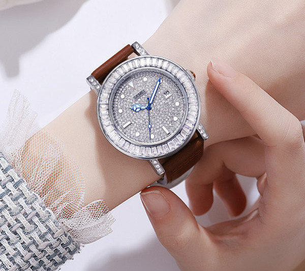 Ceas elegant de dama - cu pietre