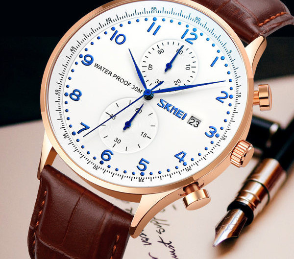 Naiste käekell - nahkrihmaga