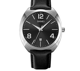 Praegune naiste käekell - musta värvi