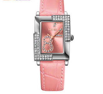 Τρέχον γυναικείο ρολόι σε διάφορα χρώματα