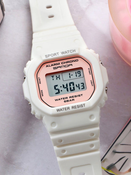 Ühevärviline silikoonrihmaga naiste elektrooniline käekell