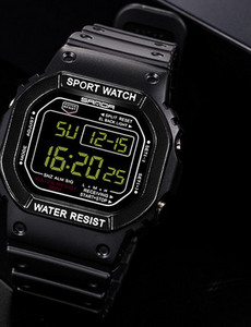 Ženski elektronički sat - s gumenim remenom