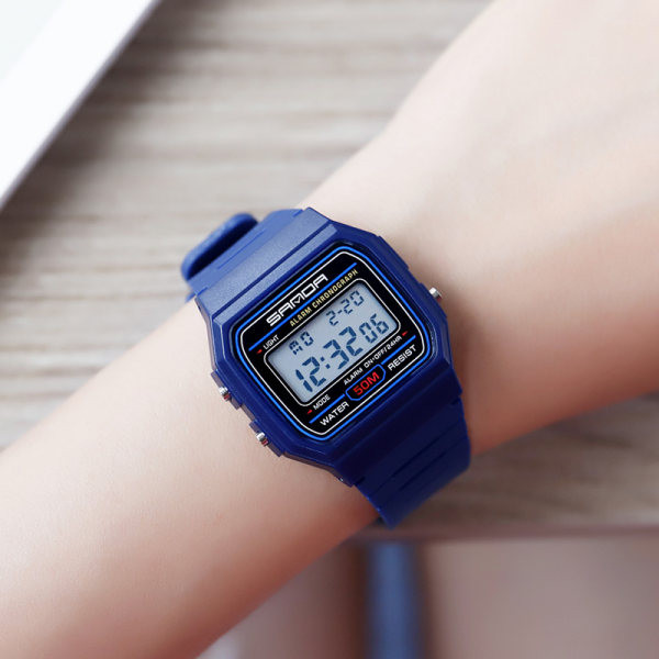 Ženski elektronički sat - s gumenim remenom