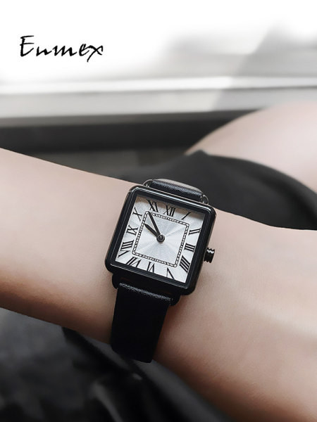 Ceas la modă mai multe modele pentru femei