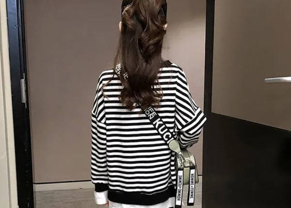 Tüdrukute vabaaja pikkade varrukatega triibuline pluus