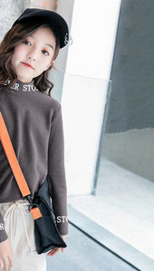 Παιδική μπλούζα με επιγραφή