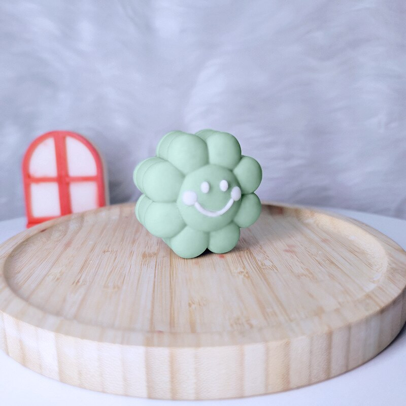 Sun Flower Mold Silicone Candle Mould 3D Silicone Mould Soy Wax Aromatherapy Candle Soap Mold DIY Home Decor Candle Making Supplies