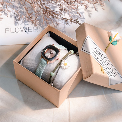 Ceas casual de dama cu element metalic