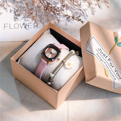 Ceas casual de dama cu element metalic