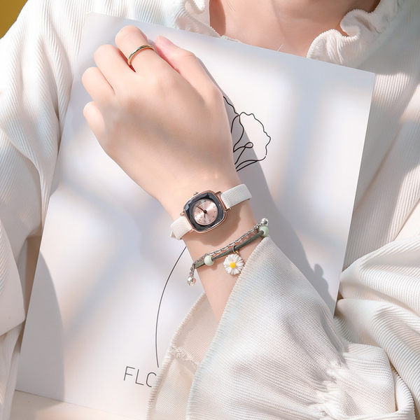 Ceas casual de dama cu element metalic