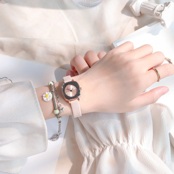 Ceas casual de dama cu element metalic