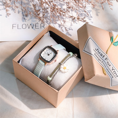 Ceas de dama actual - in diferite culori