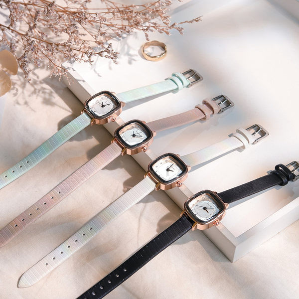 Ceas de dama actual - in diferite culori