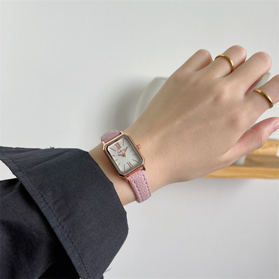 Moodne naiste käekell – erinevates värvides