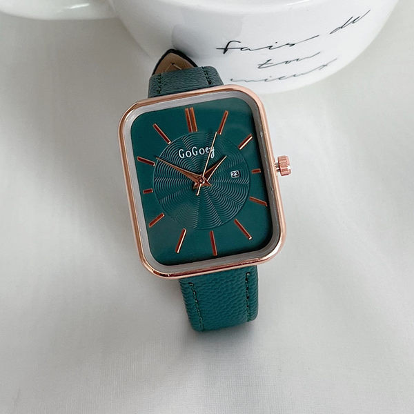 Ceas de damă curat - în diferite culori