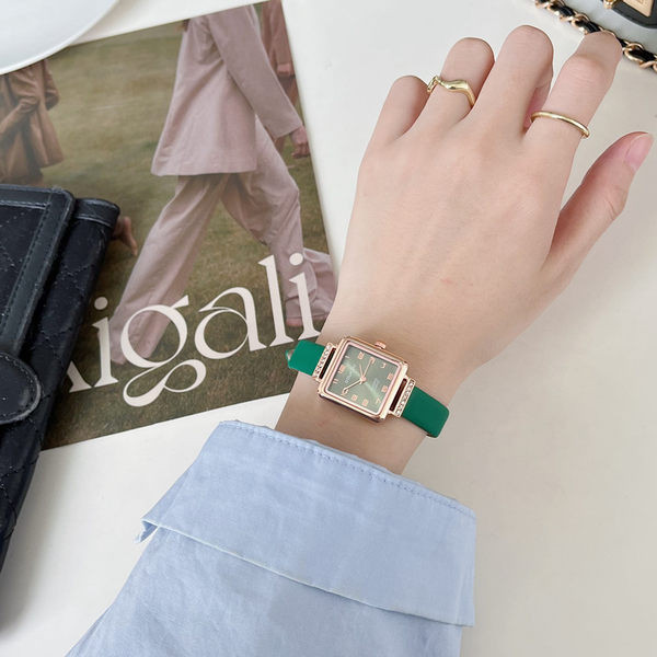 Naiste käekell - ökonahast ja kividest rihmaga