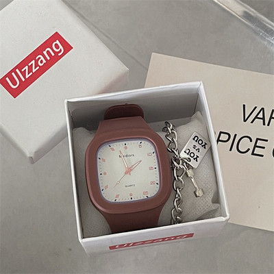 Ceas casual de dama cu curea din silicon