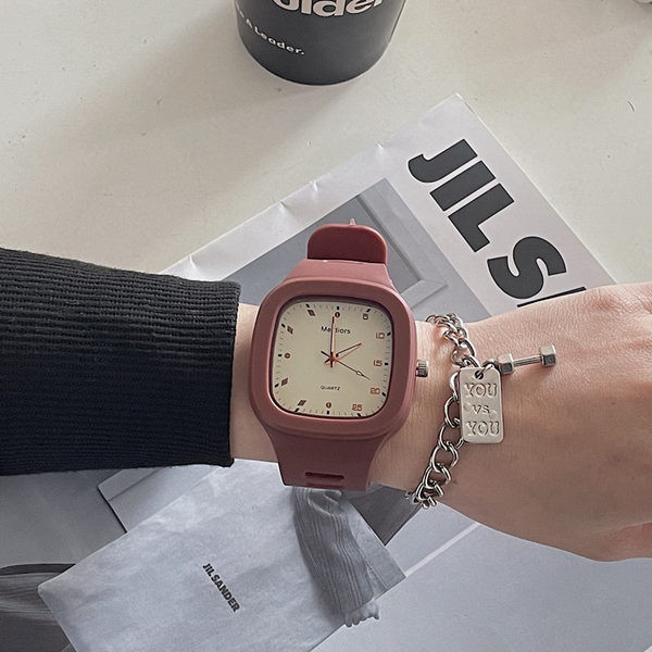 Ceas casual de dama cu curea din silicon