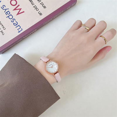 Νέο μοντέλο γυναικείο ρολόι με δερμάτινο λουράκι - πολλά χρώματα