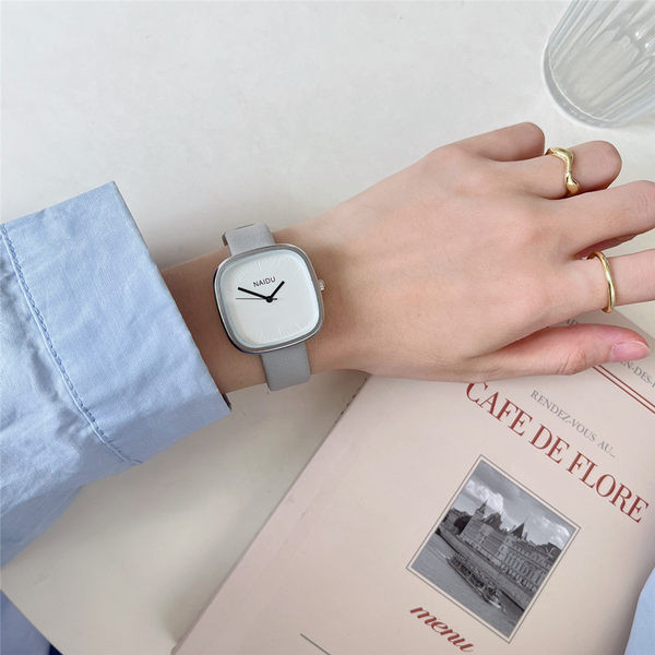 Γυναικείο ρολόι - σε τρία χρώματα