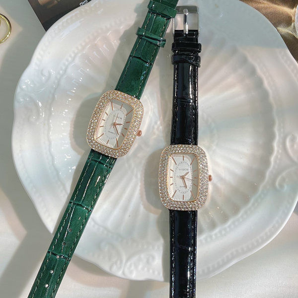 Moodne naiste käekell kividega - kolme värvi