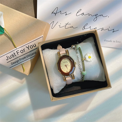 Naiste vabaaja käekell – ökonahast rihmaga