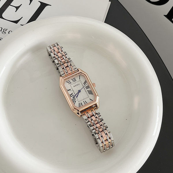 Ceas casual de dama de culoare auriu si argintiu