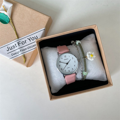 Γυναικείο ρολόι με δερμάτινο λουράκι