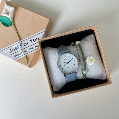 Γυναικείο ρολόι με δερμάτινο λουράκι