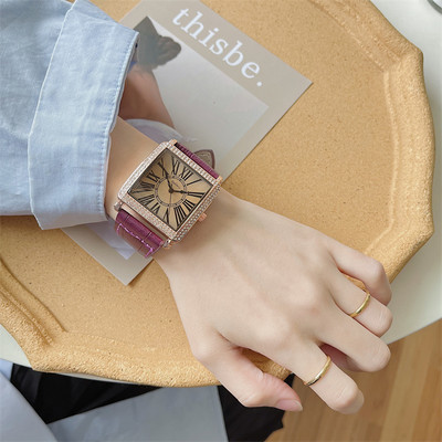 Γυναικείο κομψό ρολόι - με πέτρες