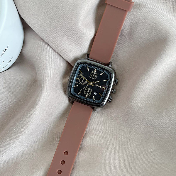 Moodne silikoonrihmaga naiste käekell