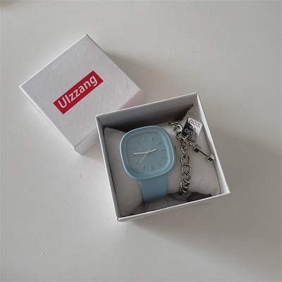 Sportsko-svakodnevni ženski sat