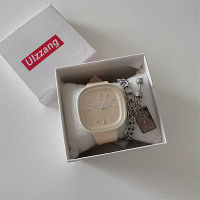 Sportsko-svakodnevni ženski sat