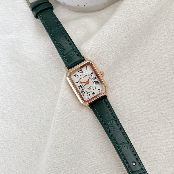 Elegantne naiste käekell ökonahast rihmaga