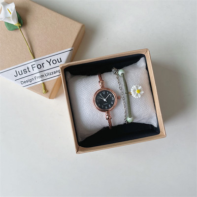 Μοντέρνο γυναικείο ρολόι χειρός, νέο μοντέλο